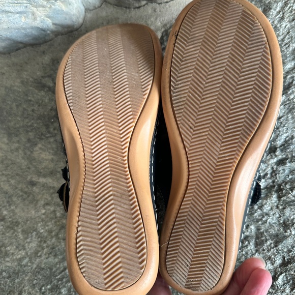 NWOT Luo ge Floral Women's Shoes - Picture 4 of 9